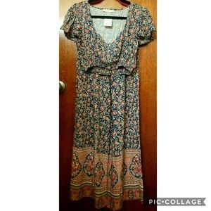 *SOLD* Jasmine Crop & Pant Set in Navy